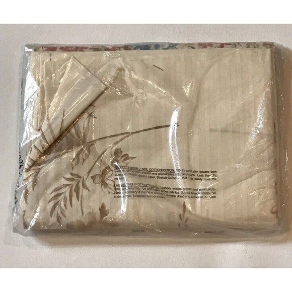 Vintage Meadowbrook No Iron Full Flat Sheet Floral Print New/Old Stock - Picture 2 of 3